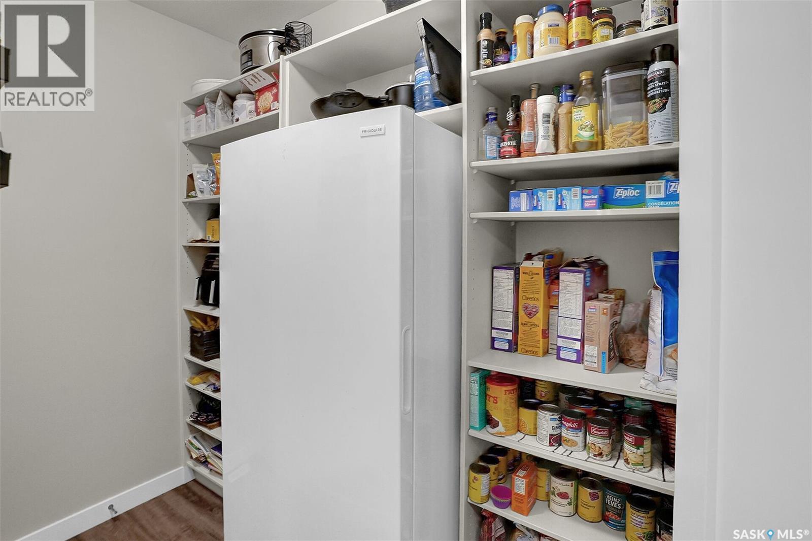 4244 ELDERBERRY CRESCENT E - 16