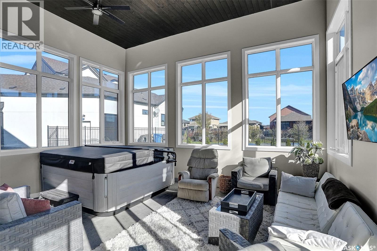 4244 ELDERBERRY CRESCENT E - 36