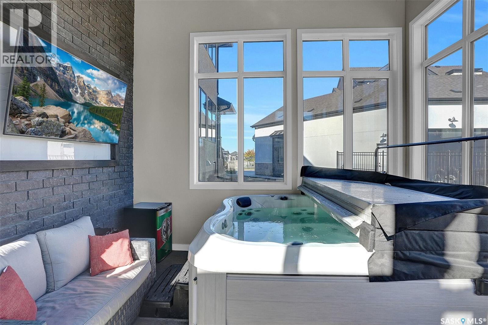 4244 ELDERBERRY CRESCENT E - 37