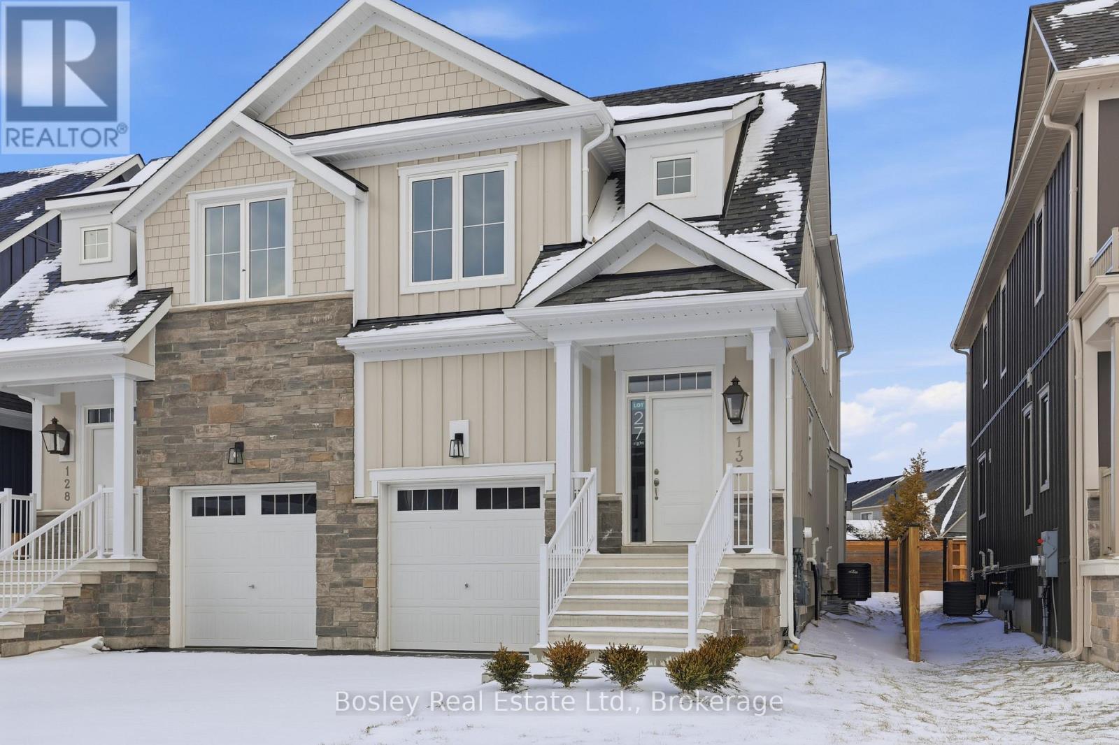 130 WHITE OAK CRESCENT - 2