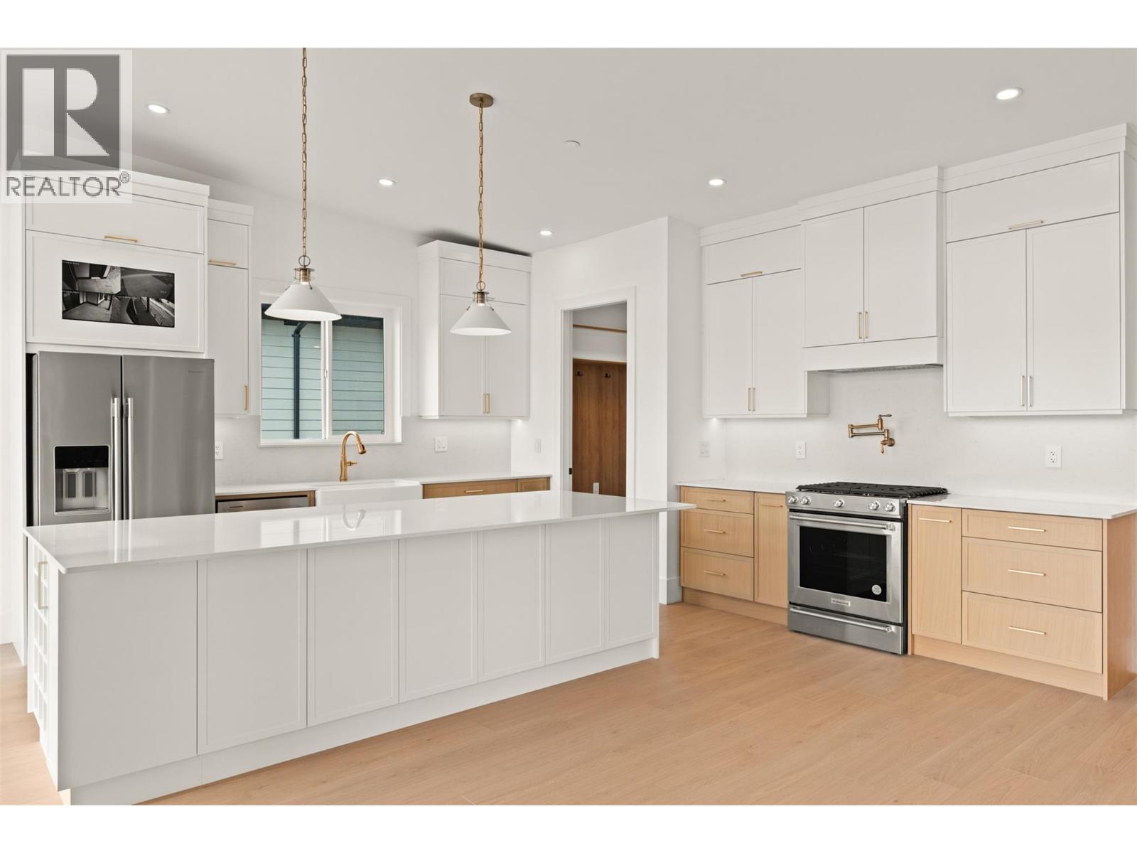 8924 Tavistock Road, Vernon