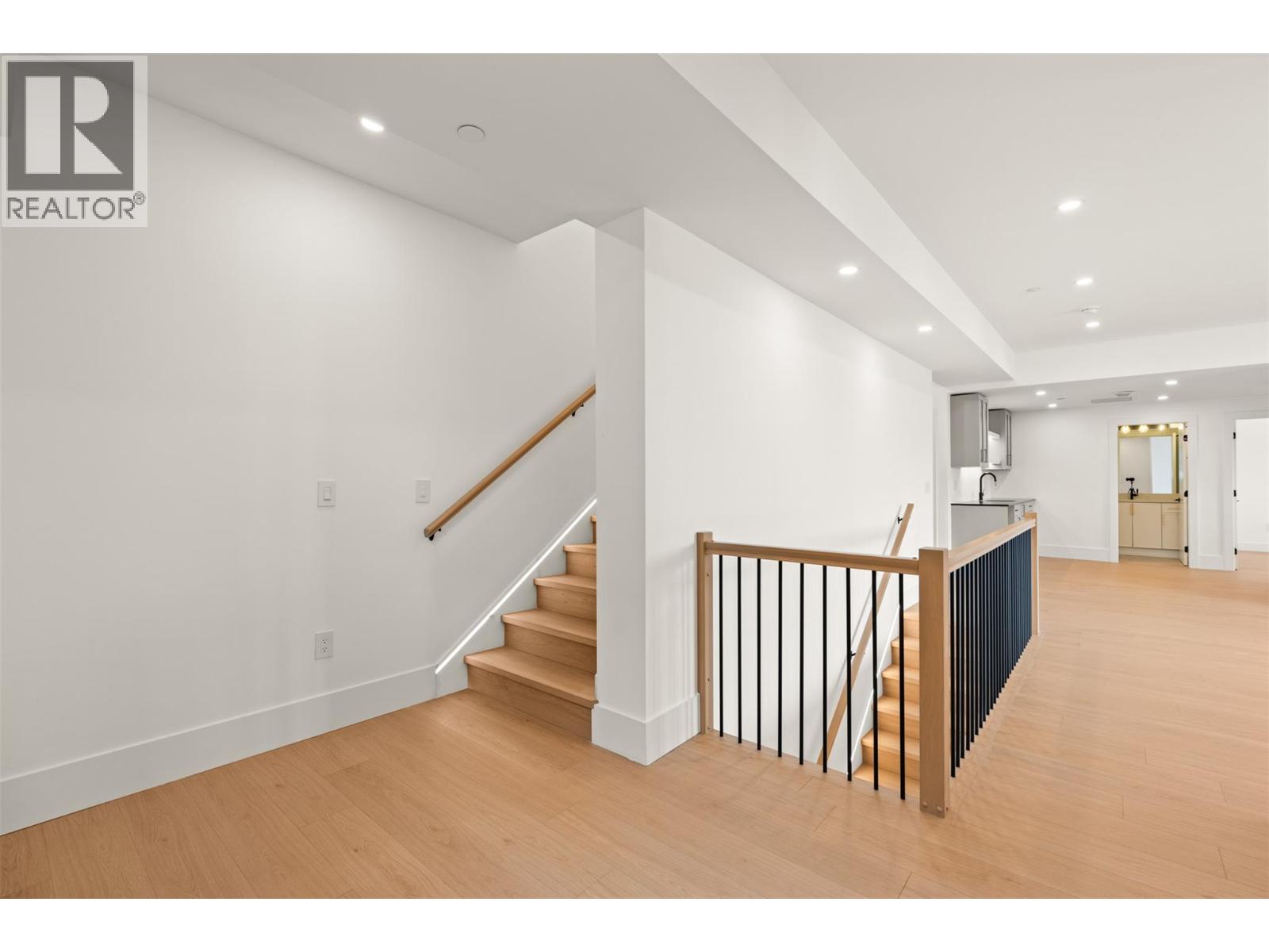 8924 Tavistock Road, Vernon