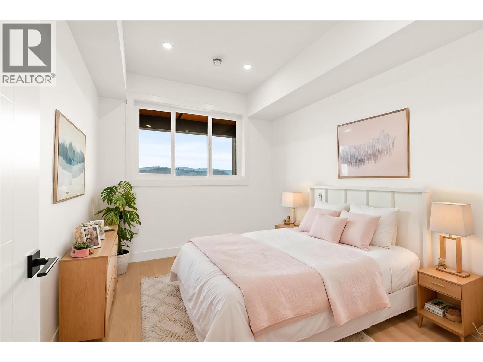 8924 Tavistock Road, Vernon