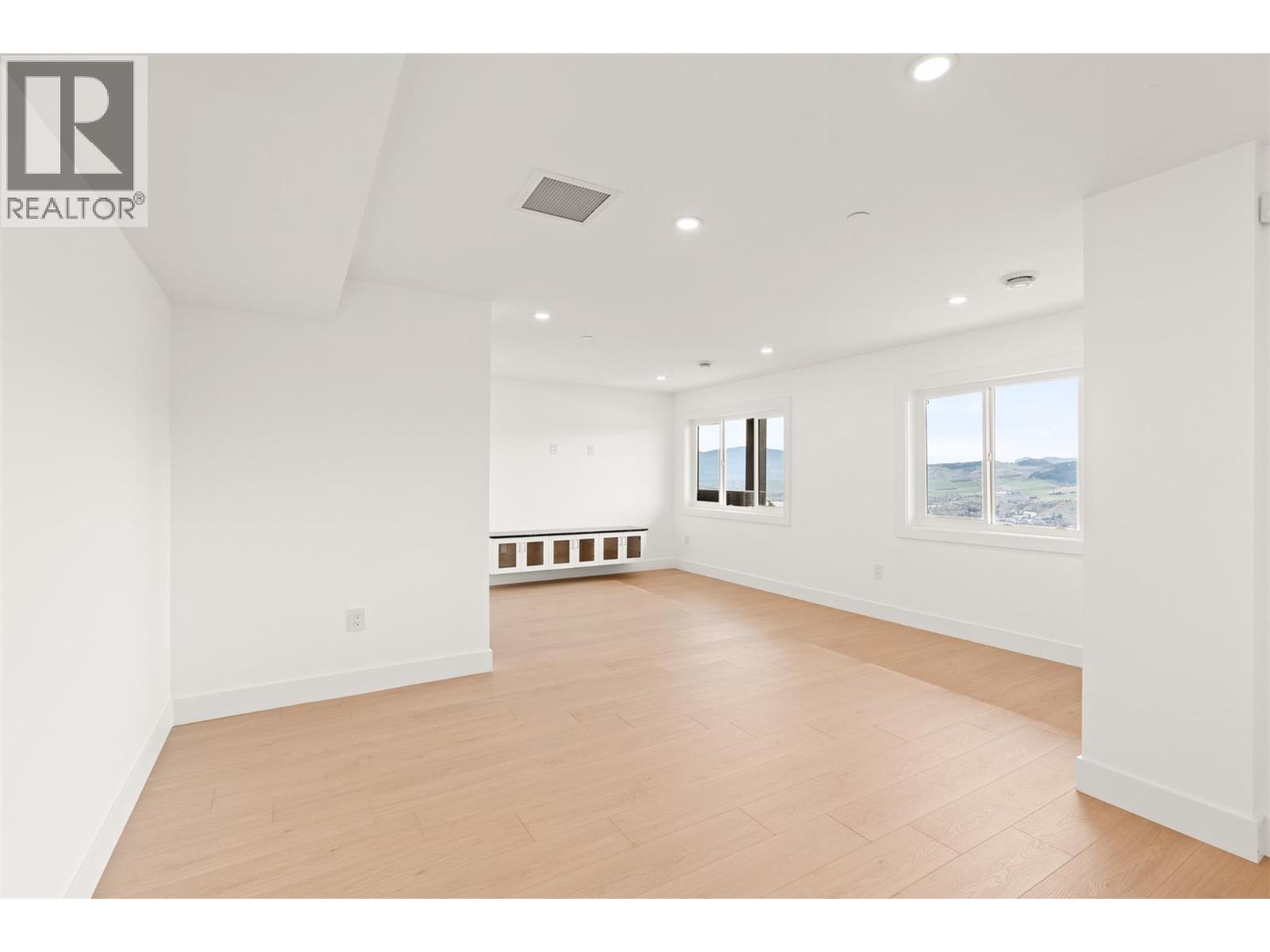 8924 Tavistock Road, Vernon