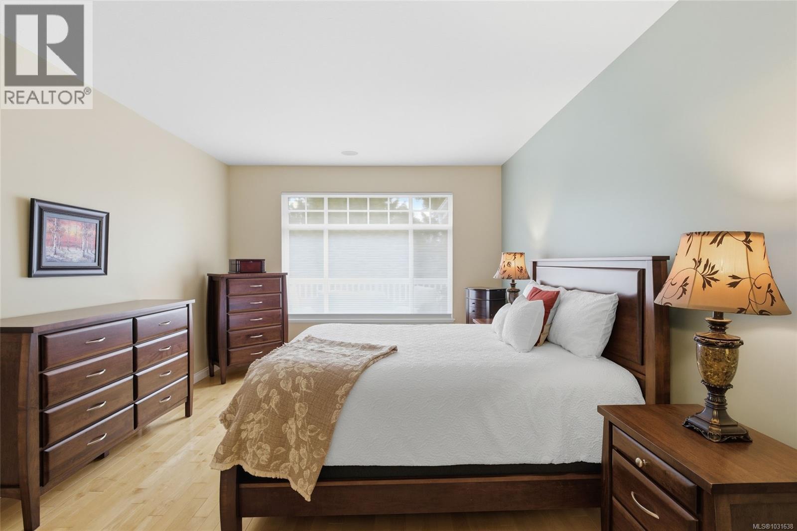 1403 Cape Cod Dr, Parksville