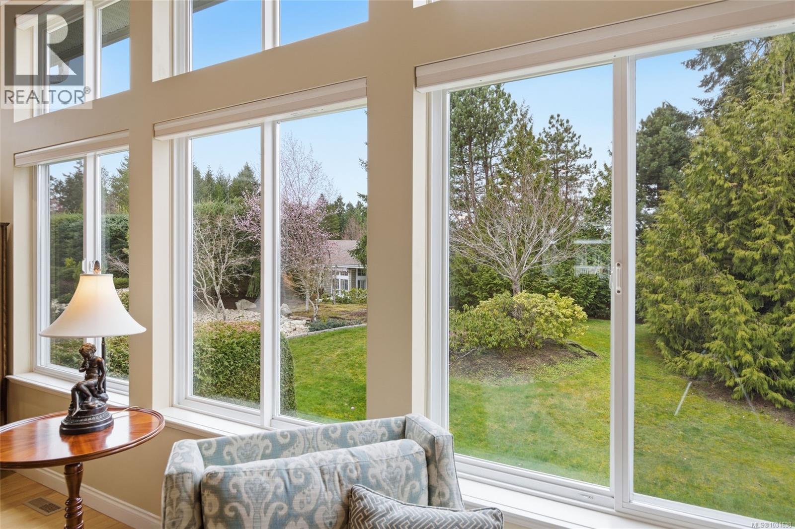 1403 Cape Cod Dr, Parksville