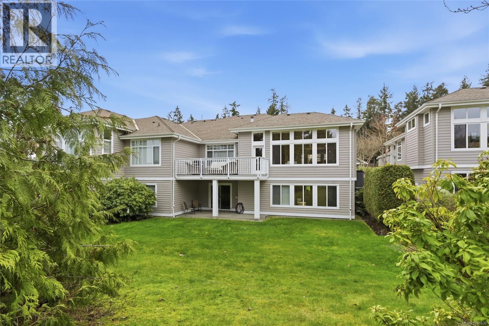 1403 Cape Cod Dr, Parksville