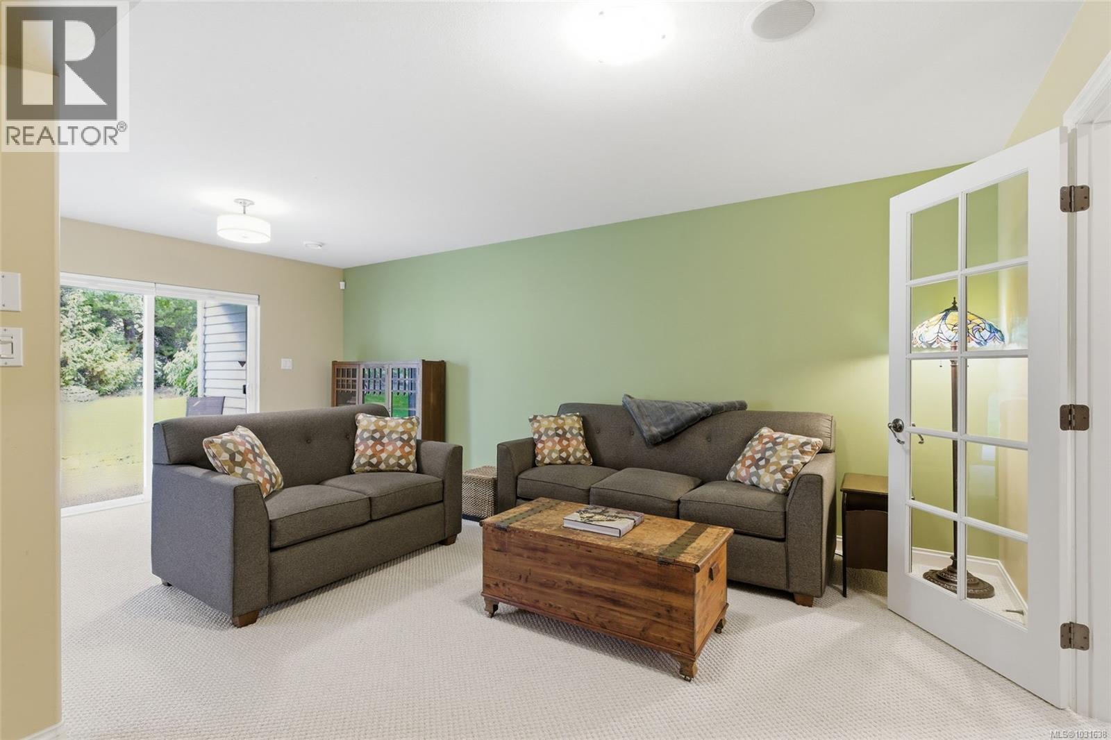 1403 Cape Cod Dr, Parksville