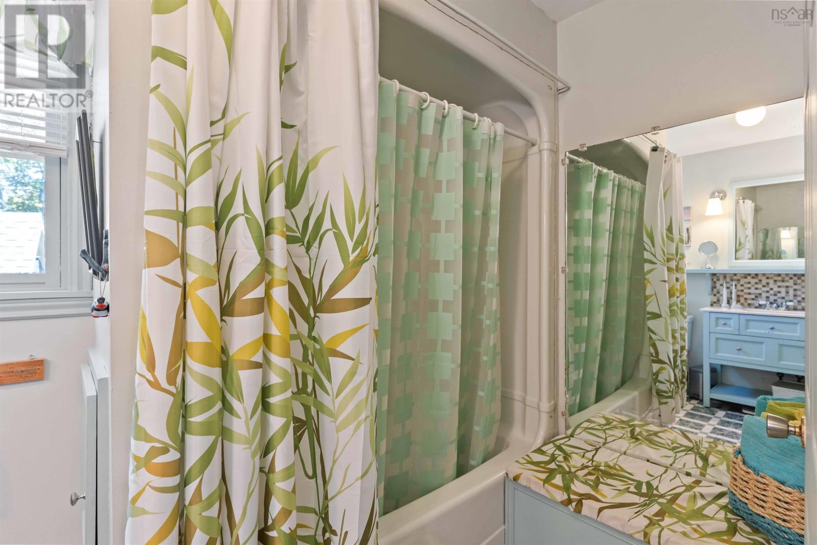 Property 11 of 51 of 772 Parker Mountain Road