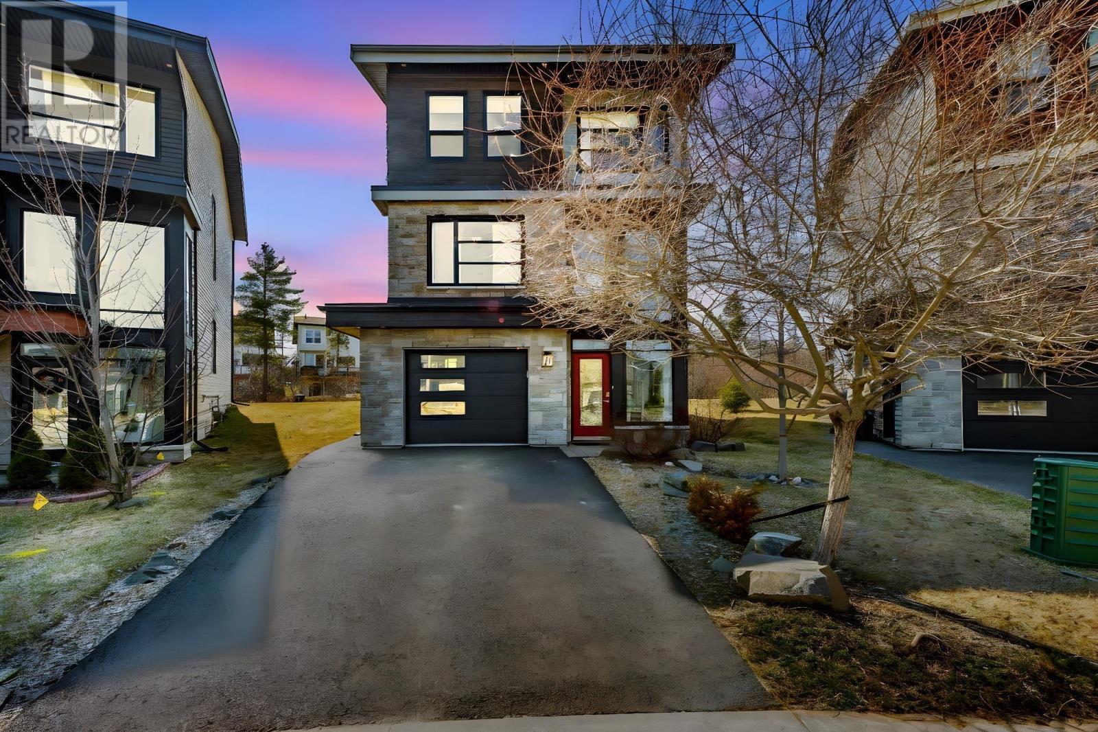 Property 2 of 50 of 78 Bramwell Court