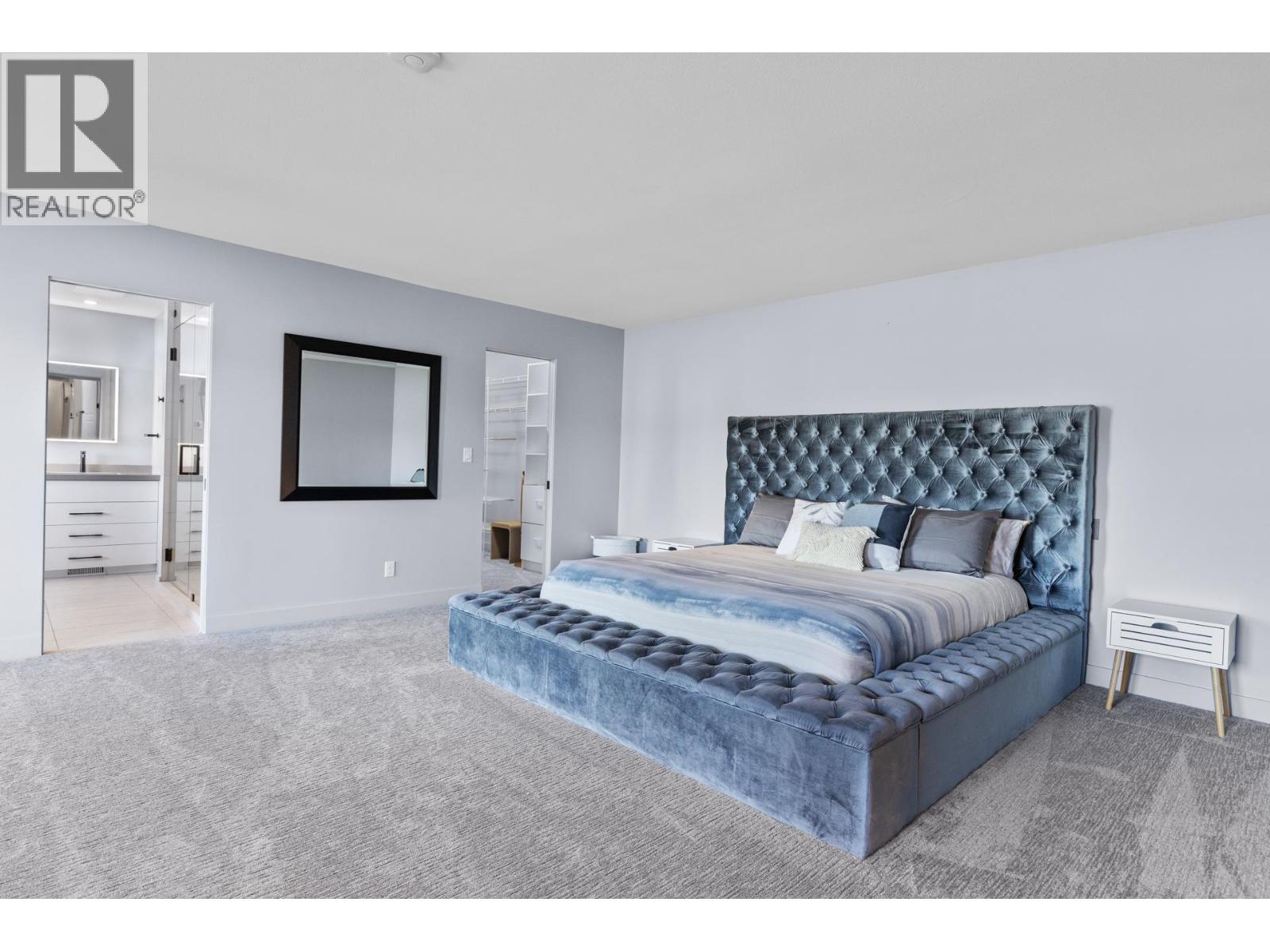 901 Westside Road S Unit# 7, West Kelowna