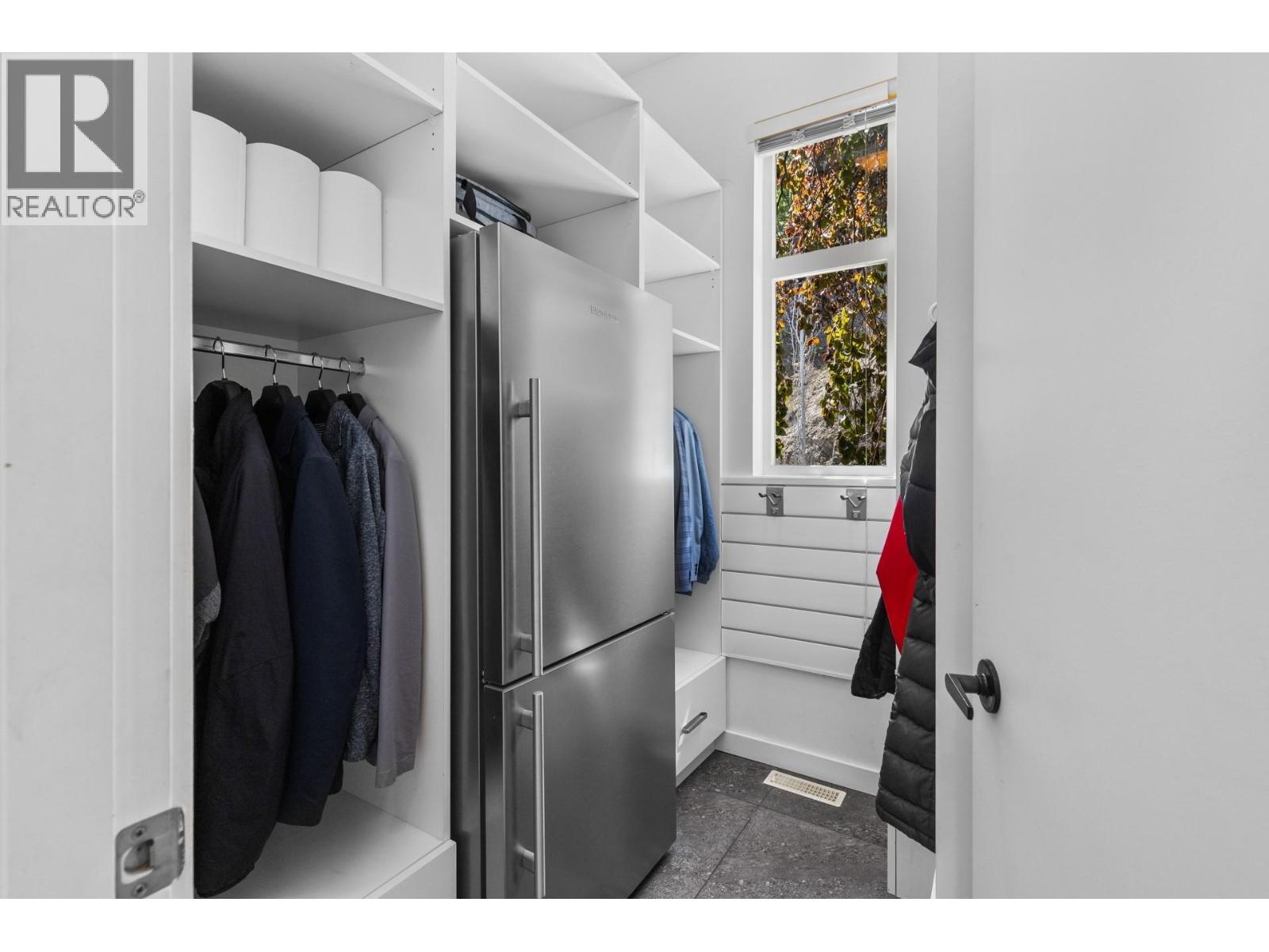 901 Westside Road S Unit# 7, West Kelowna