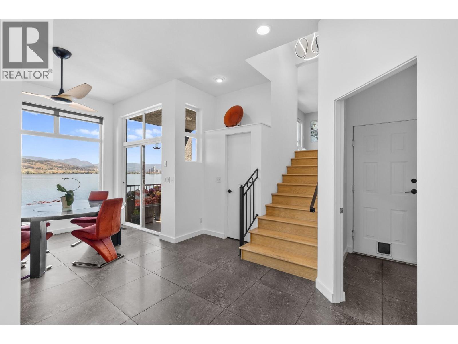 901 Westside Road S Unit# 7, West Kelowna