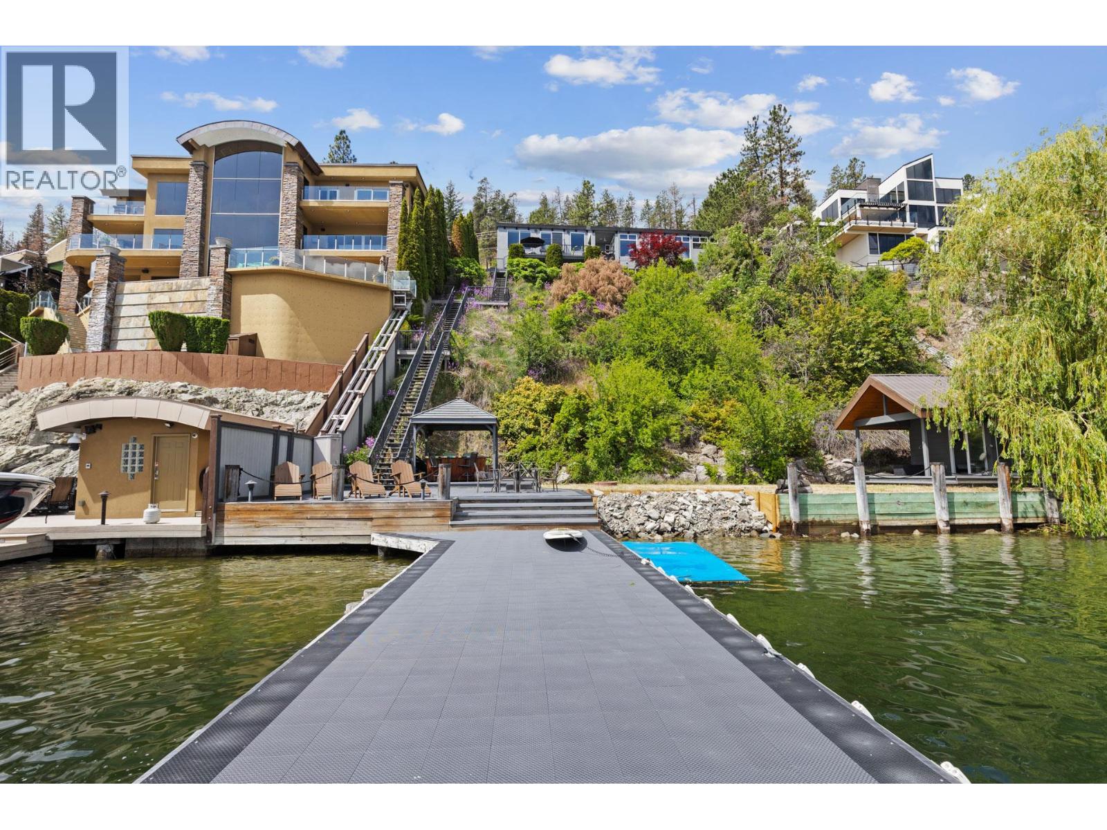 901 Westside Road S Unit# 7, West Kelowna