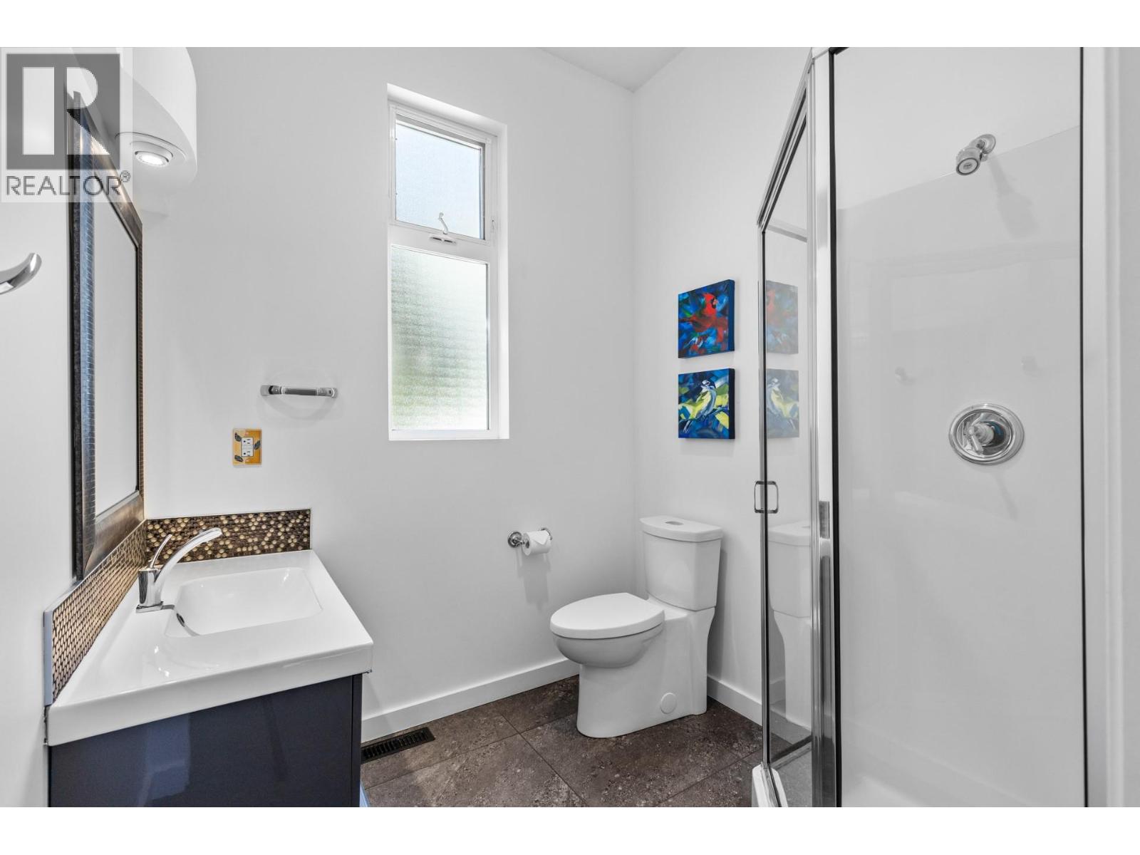 901 Westside Road S Unit# 7, West Kelowna