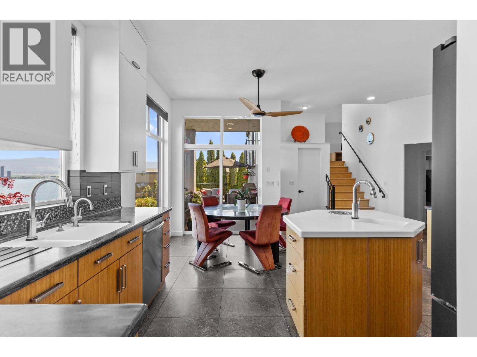 901 Westside Road S Unit# 7, West Kelowna