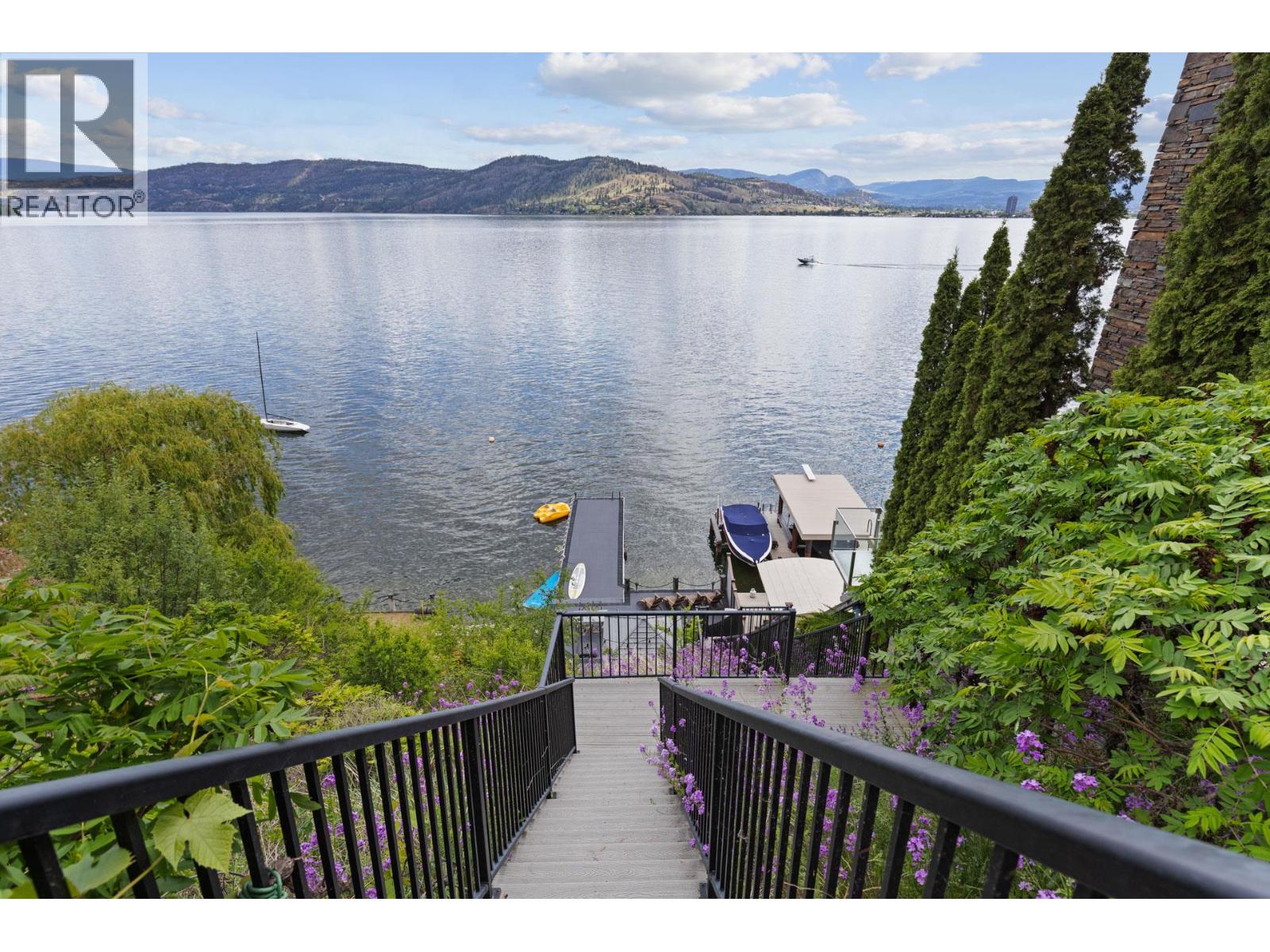 901 Westside Road S Unit# 7, West Kelowna