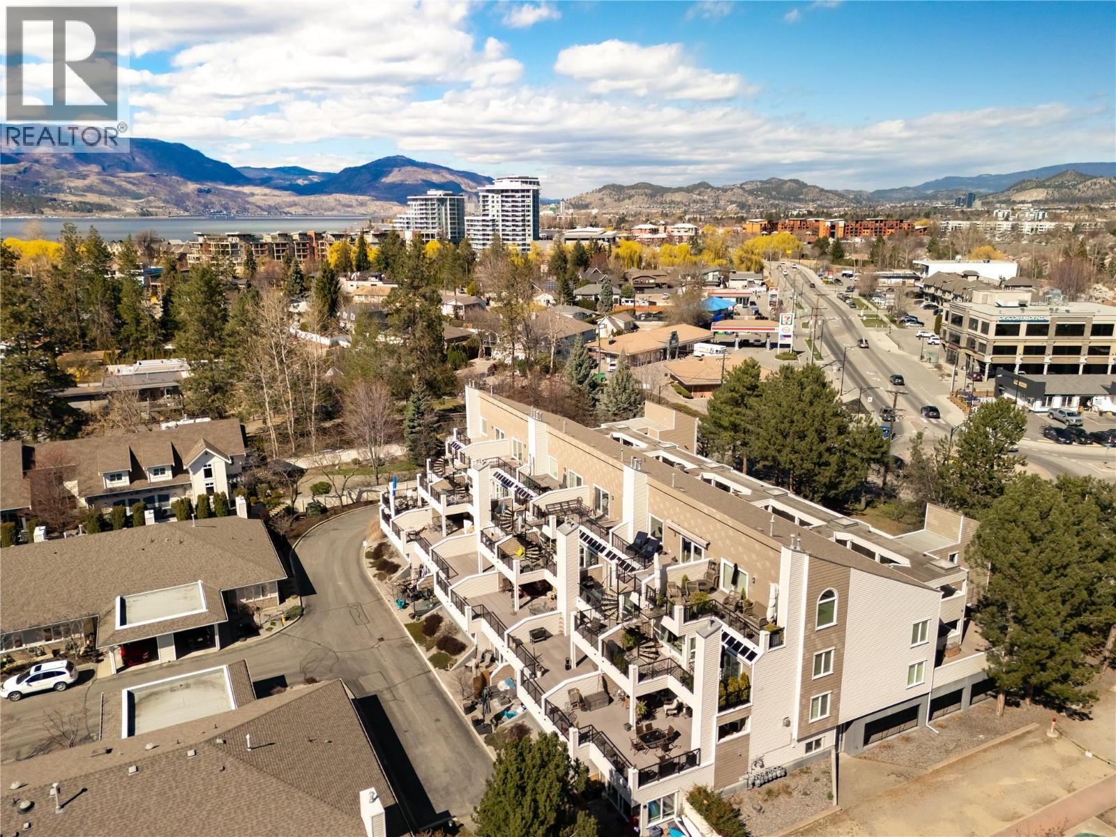 305 4004 Bluebird Road, Kelowna