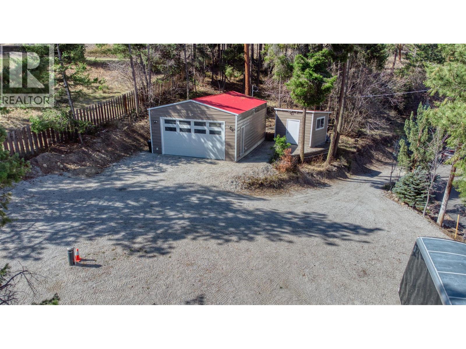 3743 Gates Road, West Kelowna