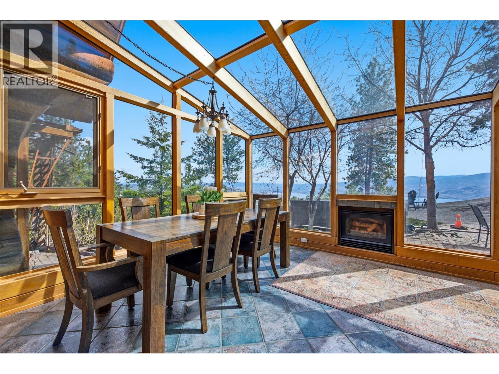 3743 Gates Road, West Kelowna