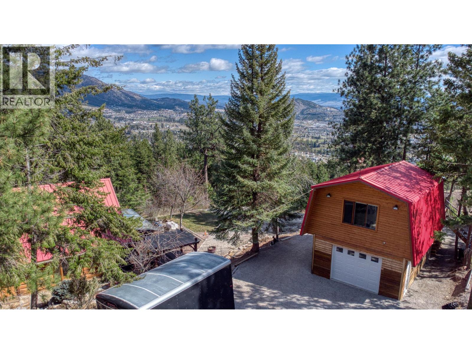 3743 Gates Road, West Kelowna