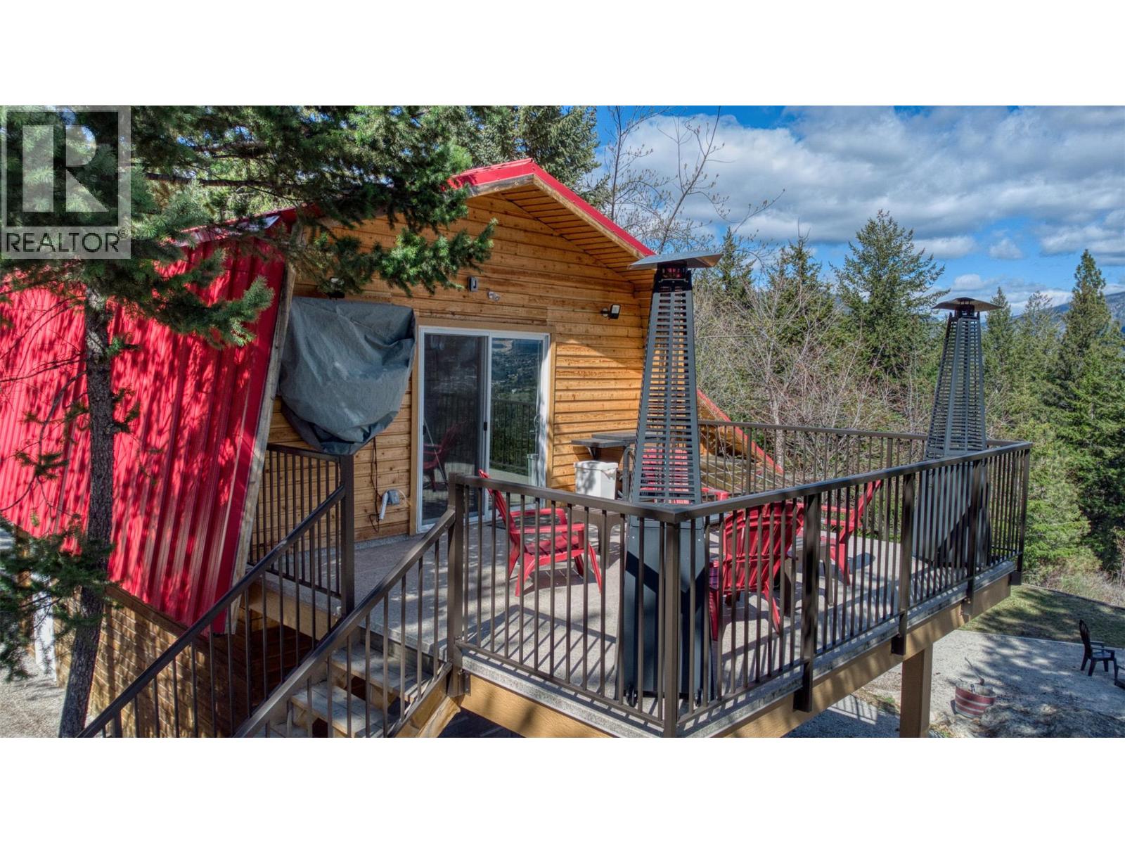 3743 Gates Road, West Kelowna