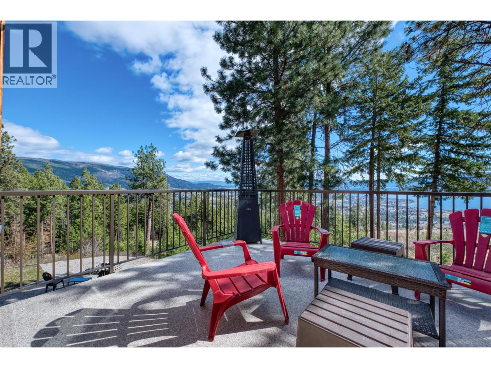 3743 Gates Road, West Kelowna