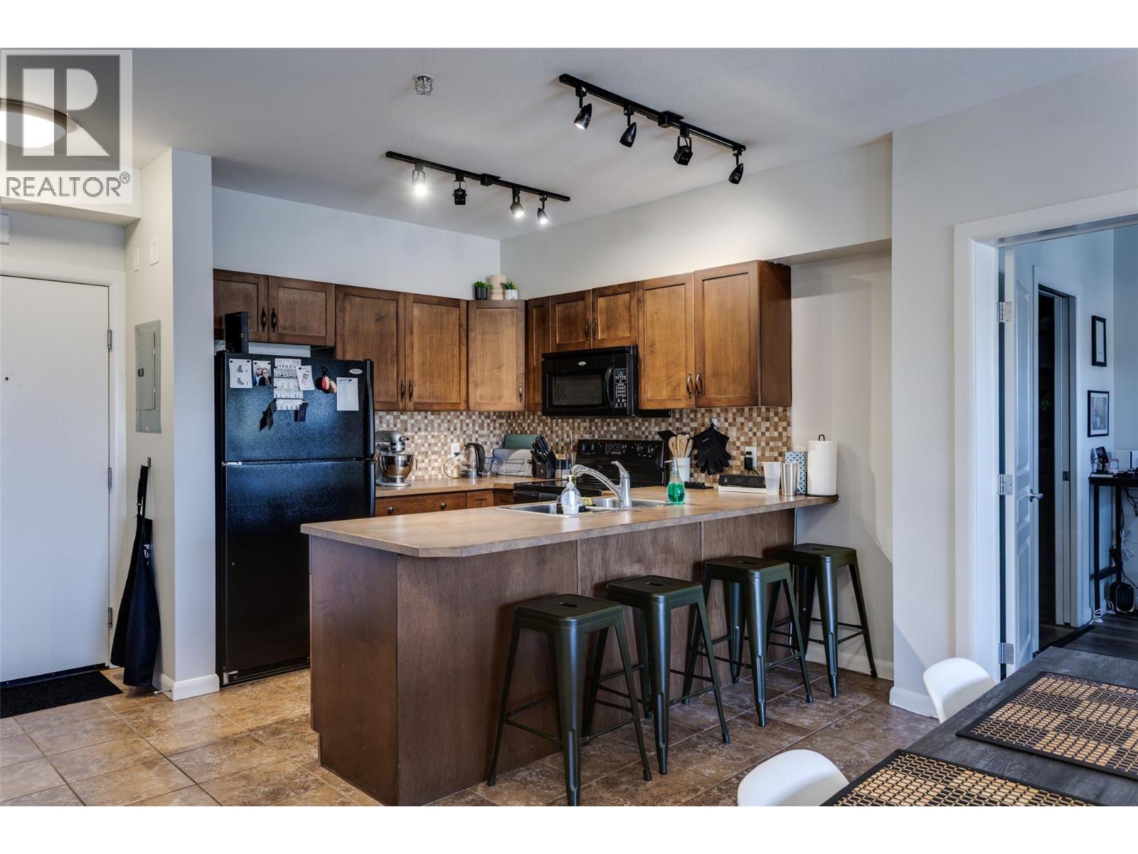 654 Cook Road Unit# 314, Kelowna