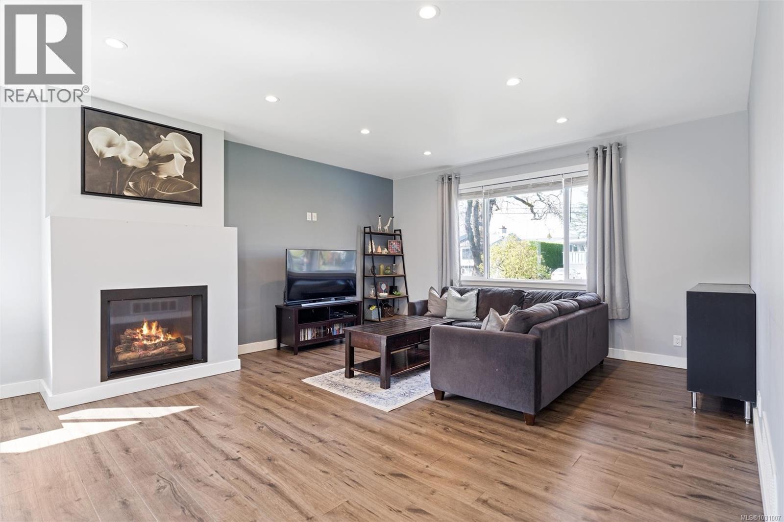 1287 Marchant Rd, Central Saanich