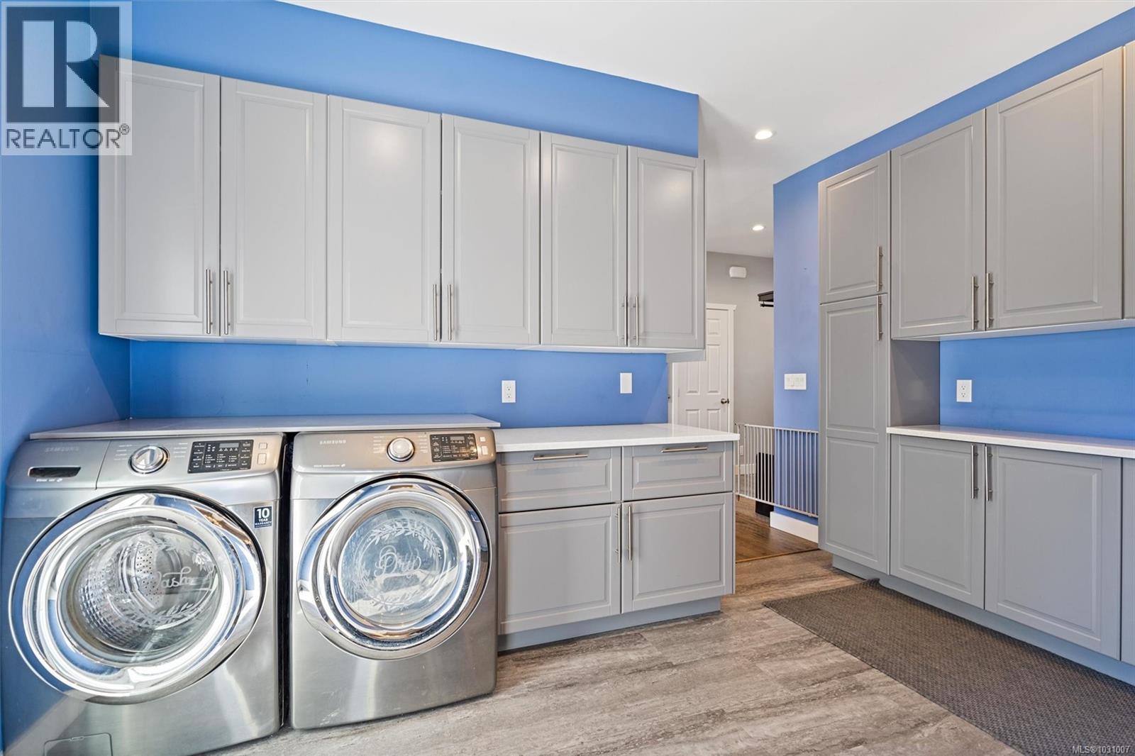 1287 Marchant Rd, Central Saanich