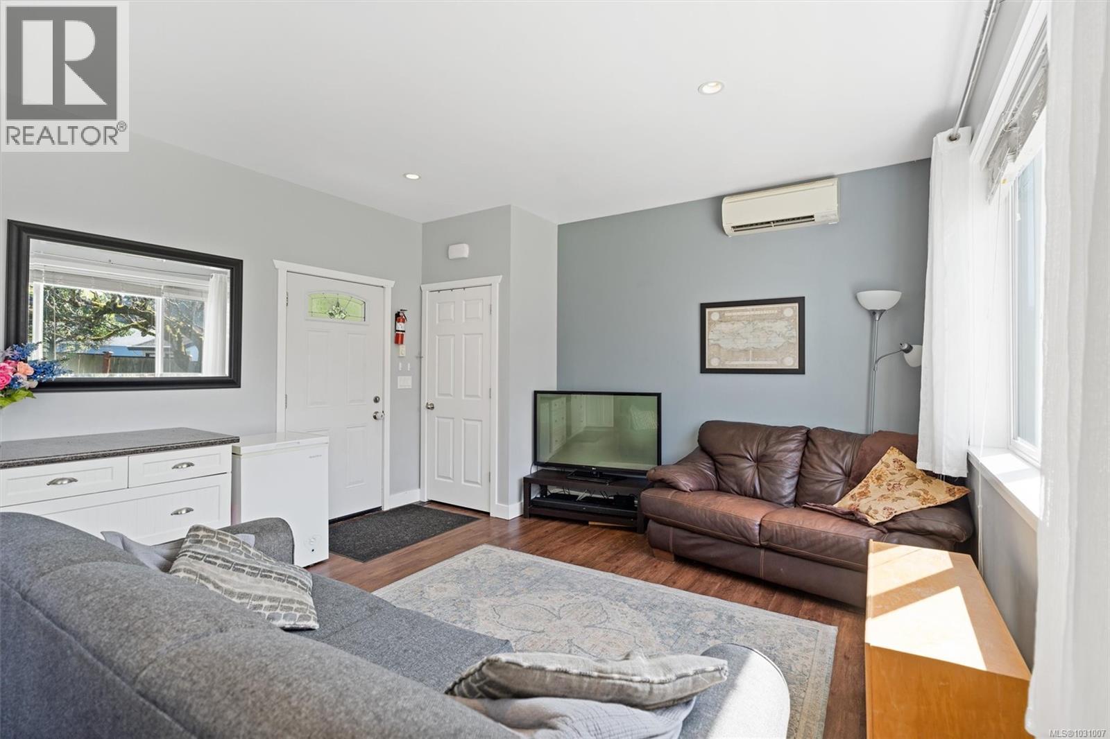 1287 Marchant Rd, Central Saanich