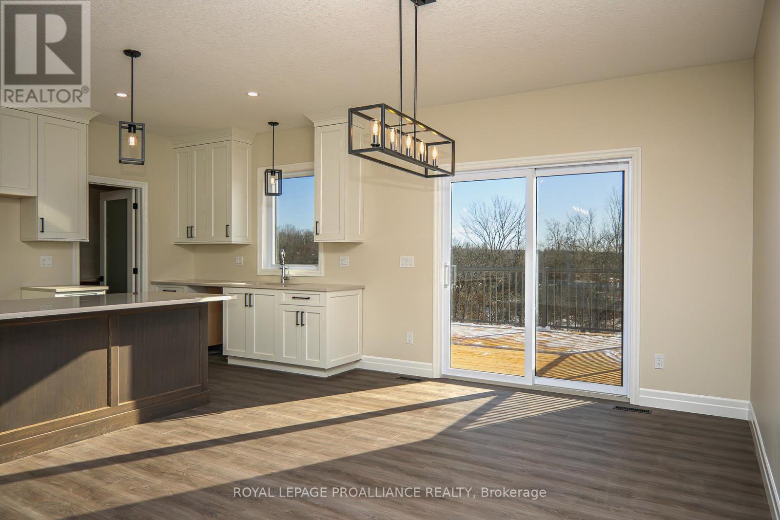 2461 VICTORIA ROAD - 13