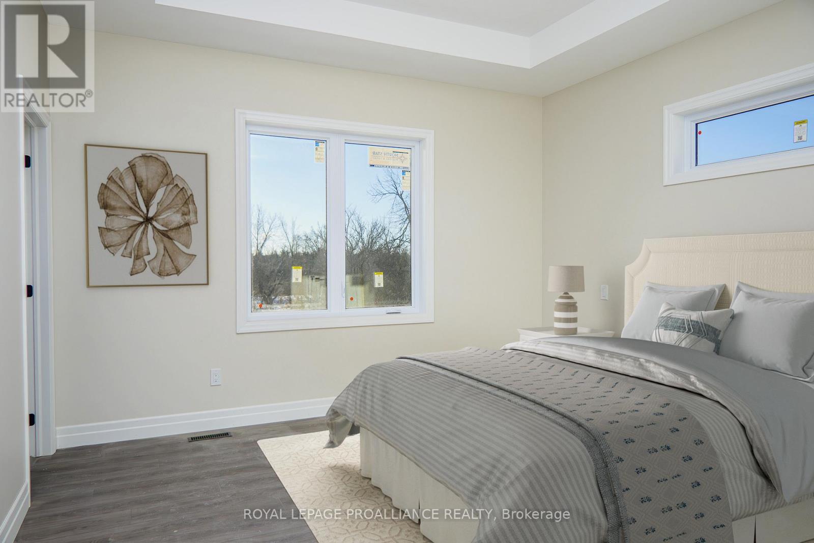 2461 VICTORIA ROAD - 26