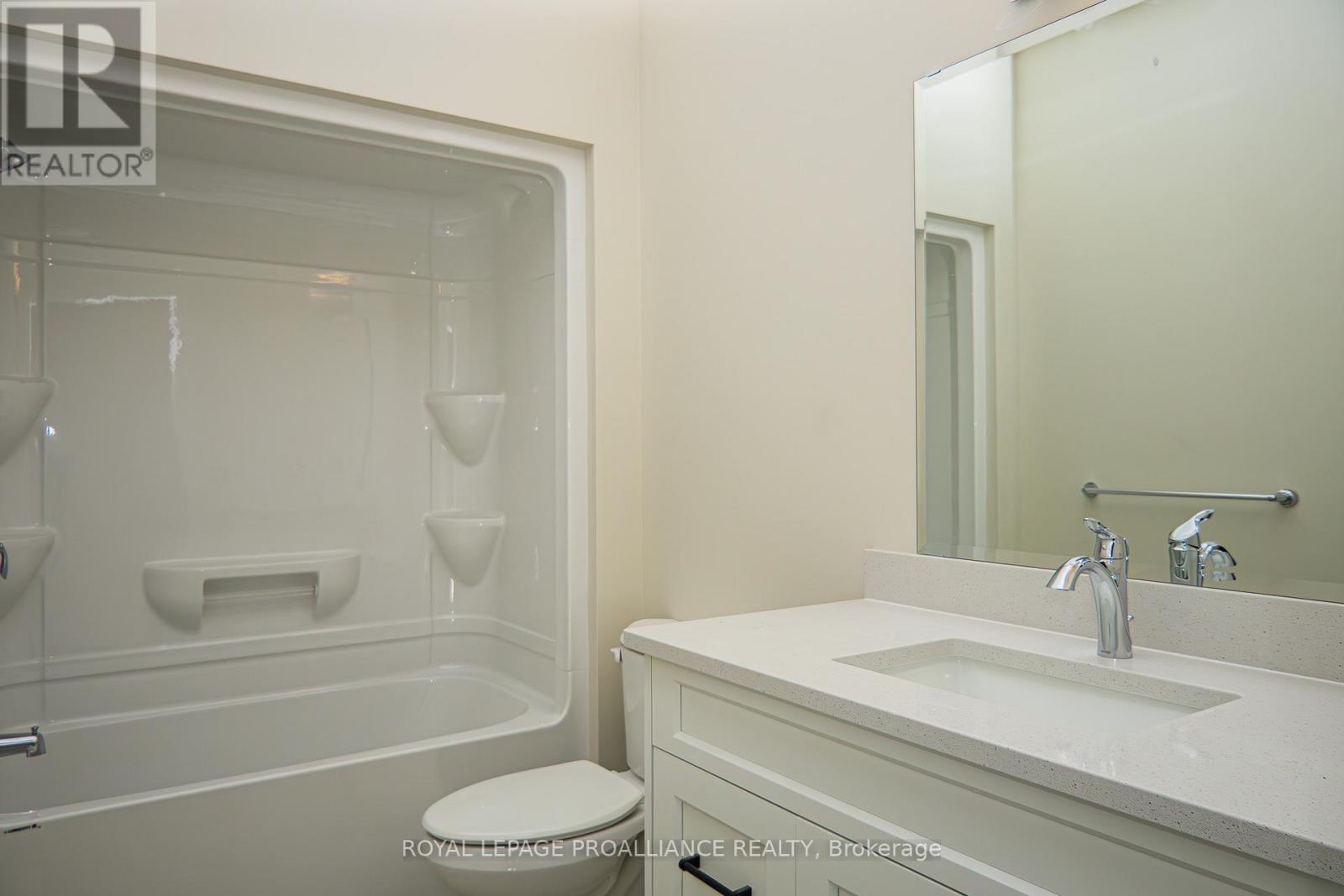 2461 VICTORIA ROAD - 29