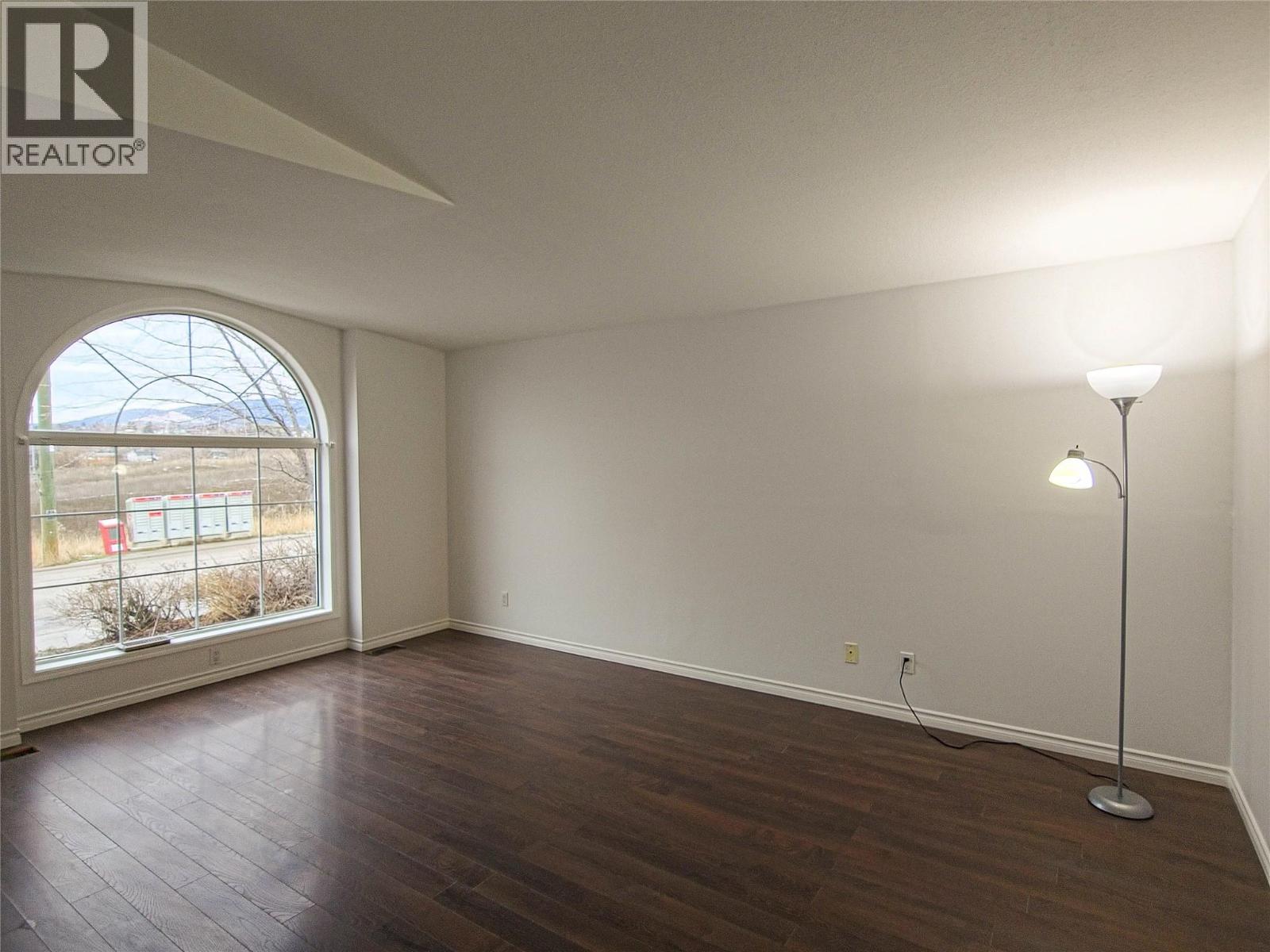  1605 15 Avenue, Vernon