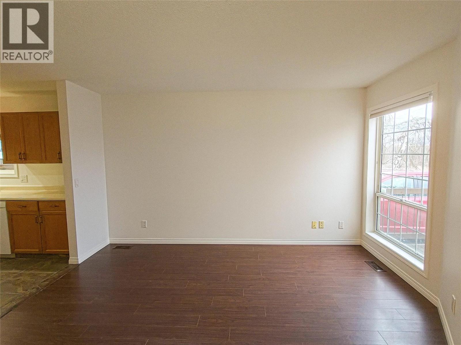  1605 15 Avenue, Vernon