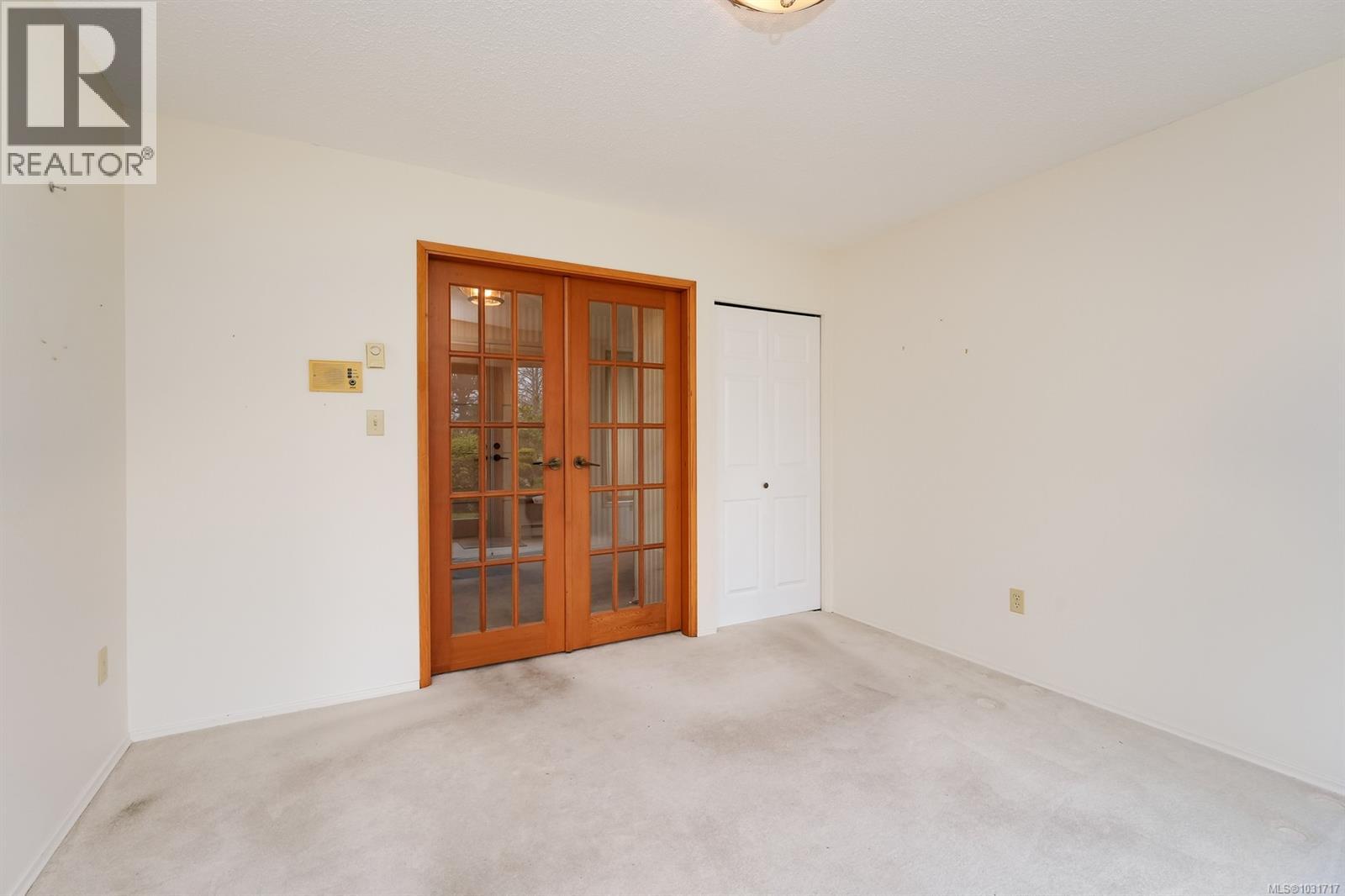 159 2345 Cedar Hill Cross Road, Oak Bay