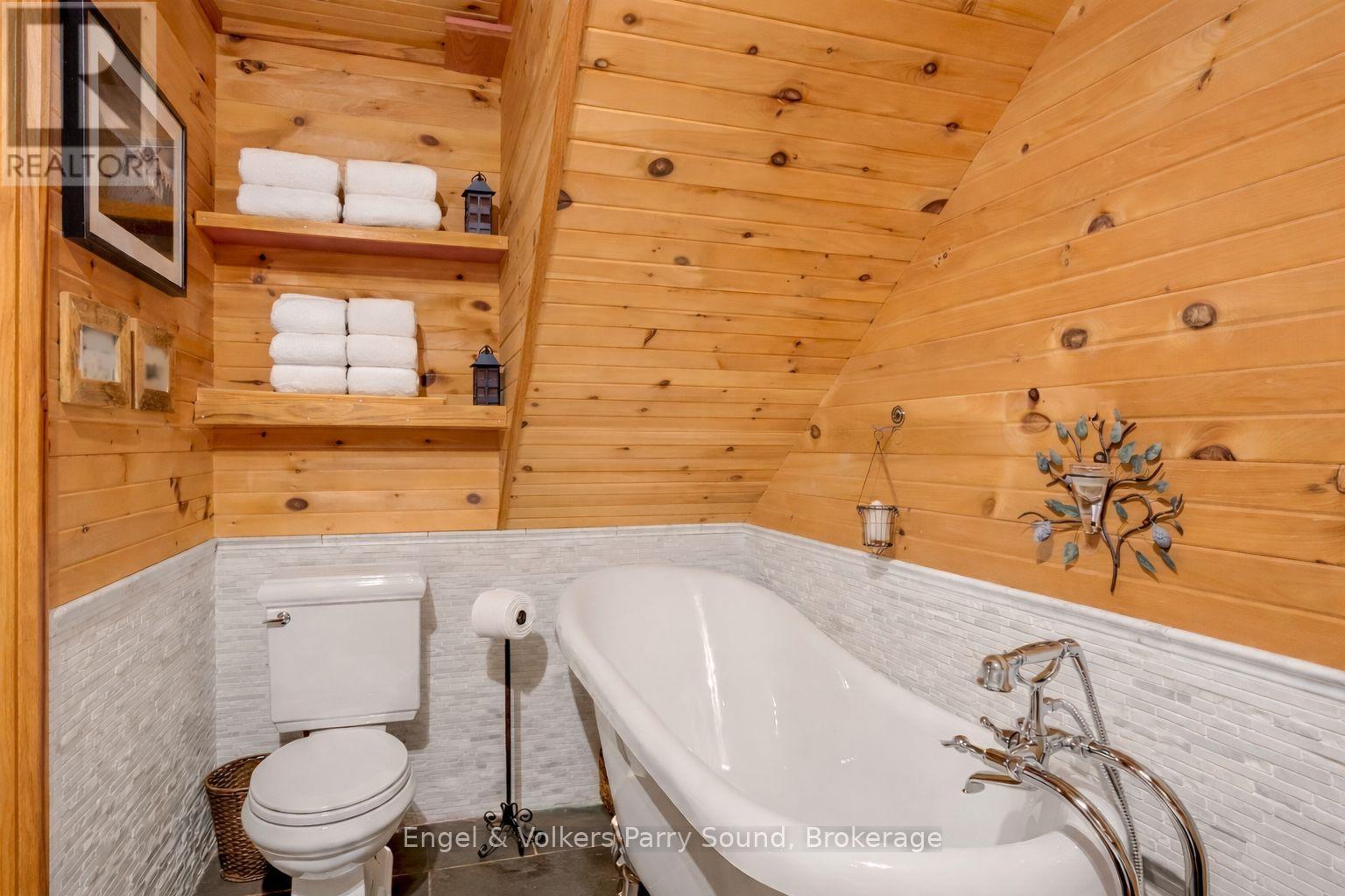 139 MANITOU DRIVE - 27