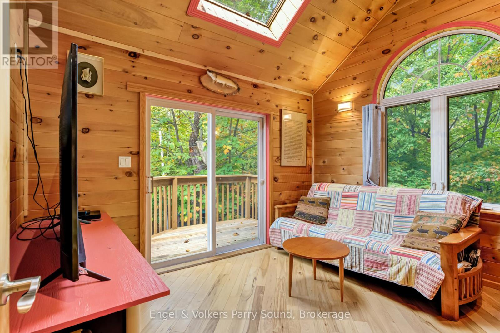 139 MANITOU DRIVE - 34