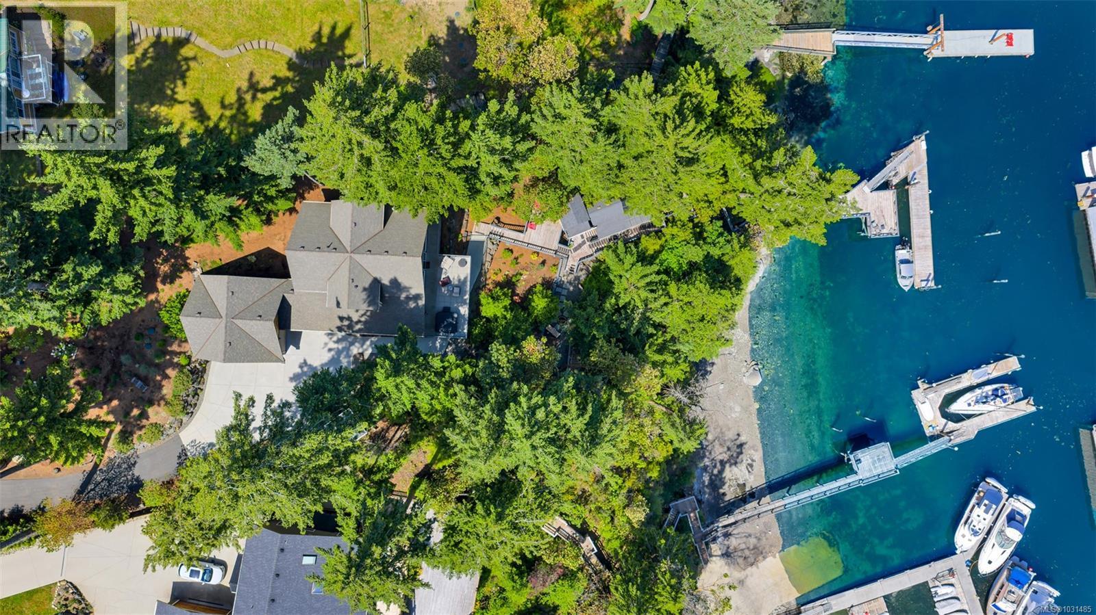 6371 GENOA BAY RD - Image 2