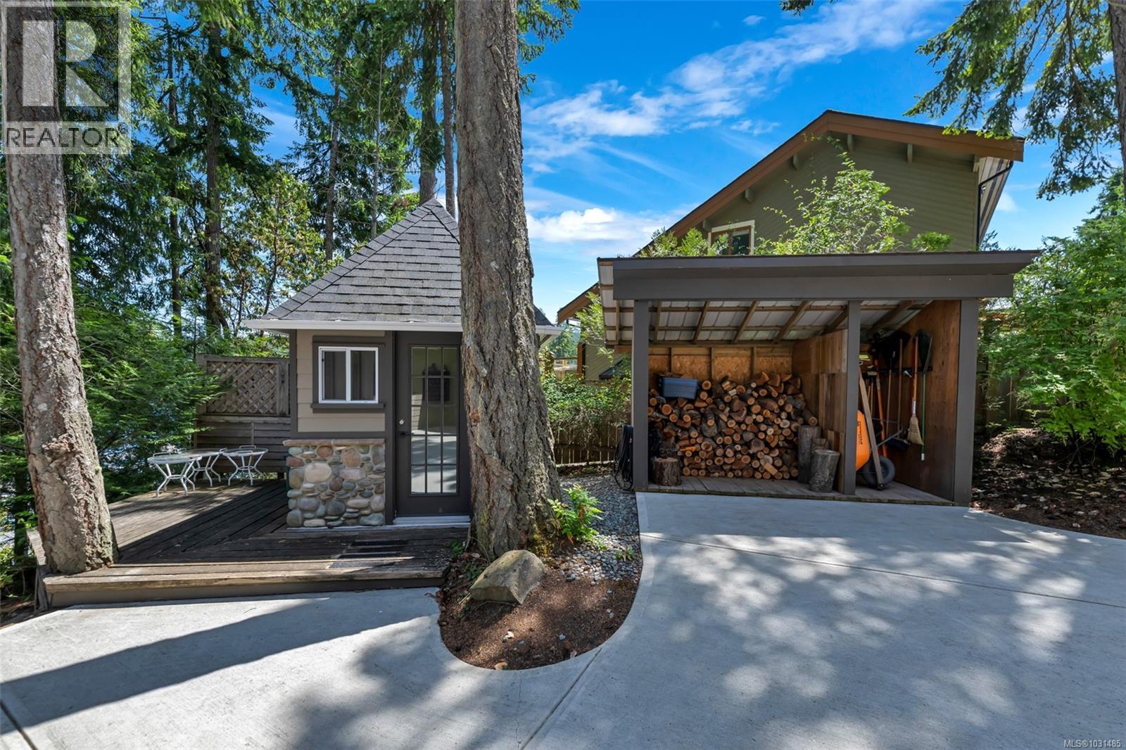 6371 GENOA BAY RD - 31