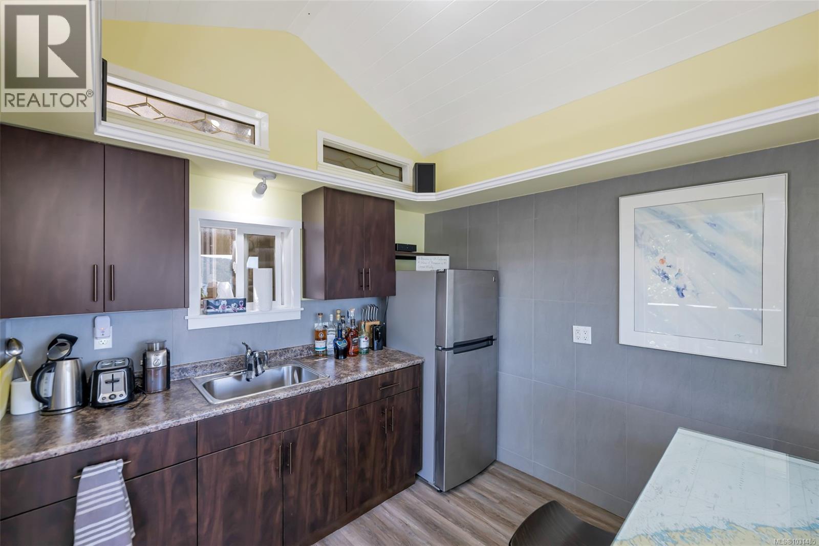 6371 GENOA BAY RD - 40