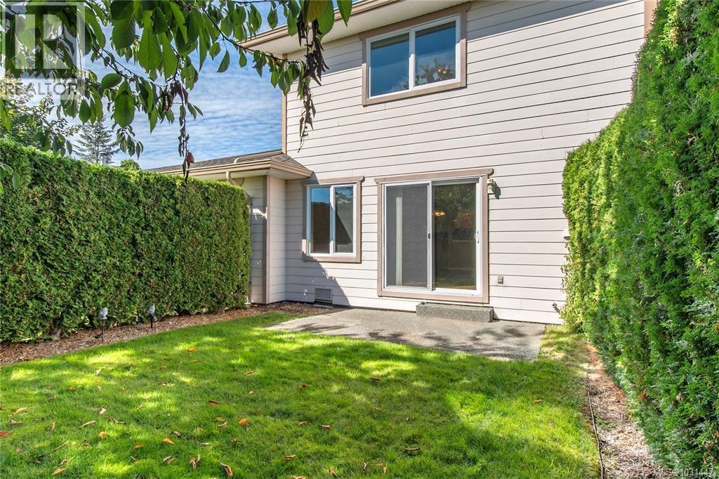 33 2055 GALERNO Rd, Campbell River