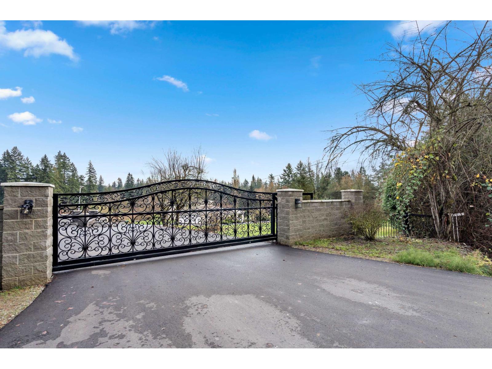 8058 GLOVER ROAD, Langley