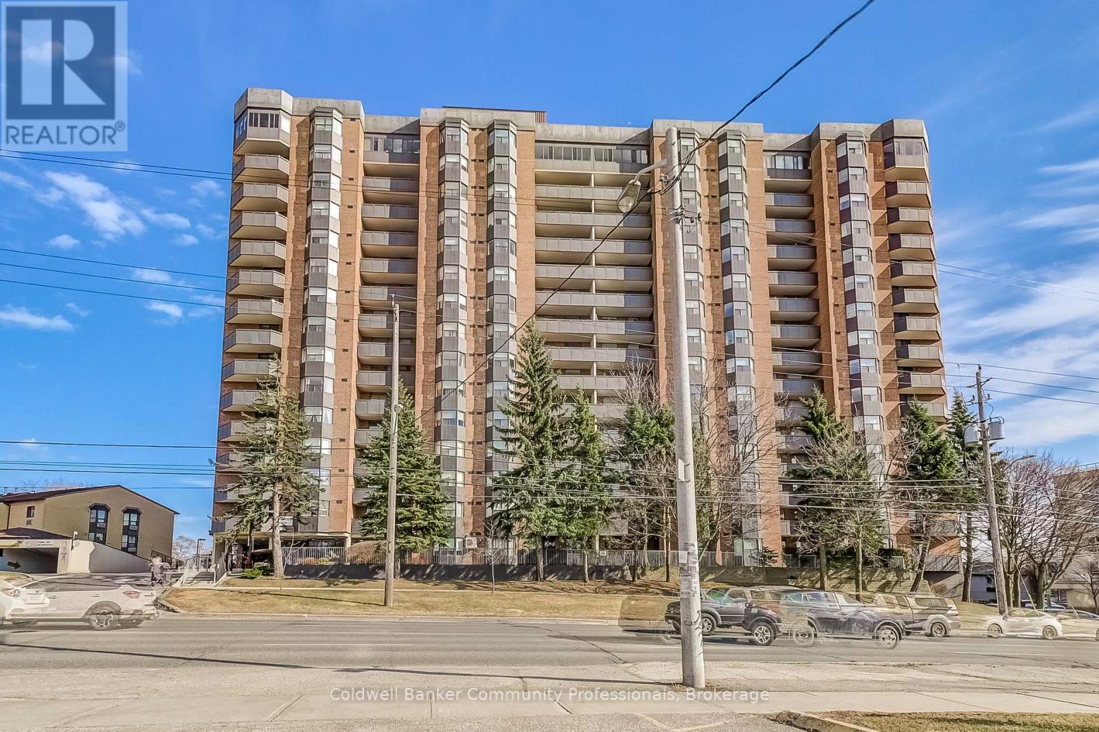 #804 3845 LAKE SHORE BOULEVARD W - 1