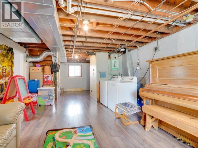 4212 MANSON AVE - 22