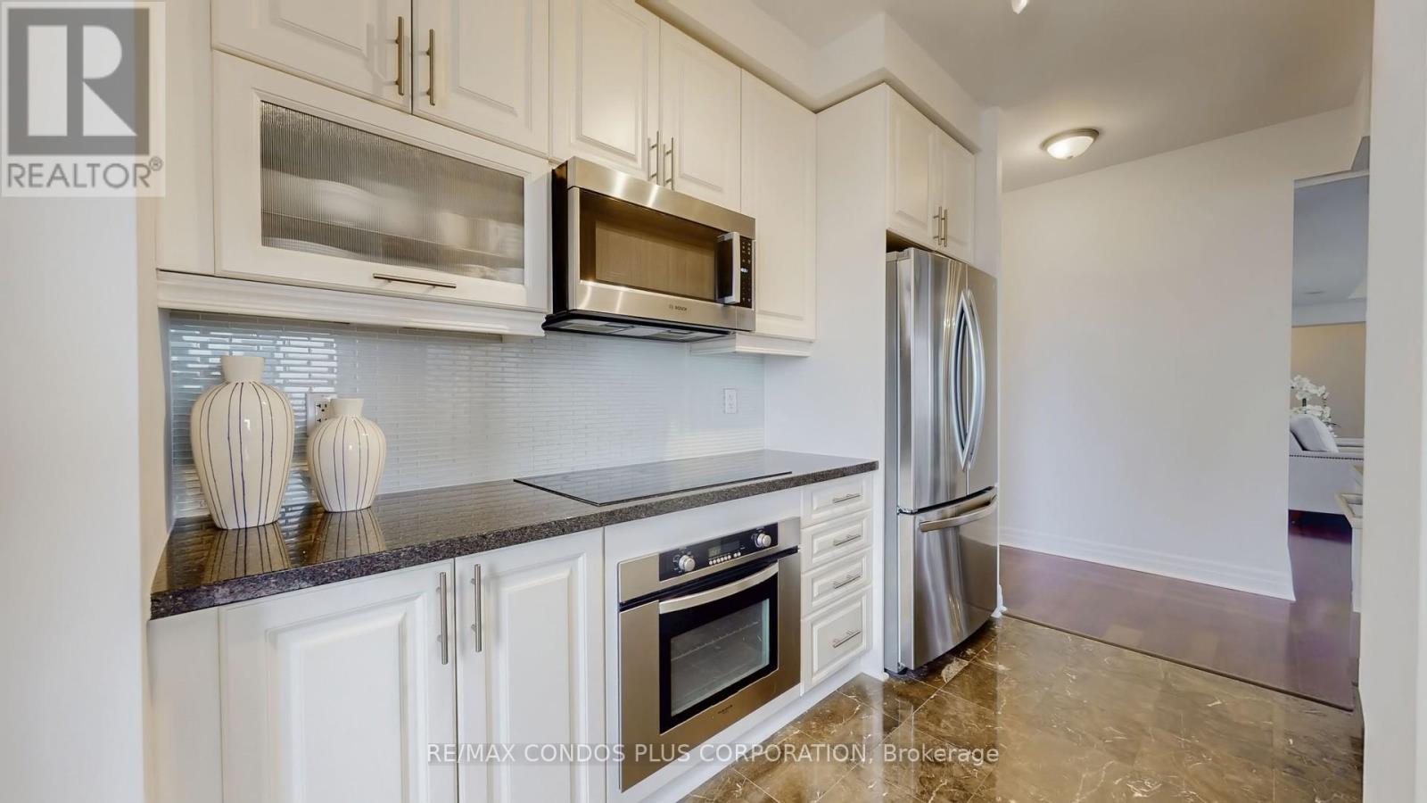#3302 35 BALMUTO STREET - 18