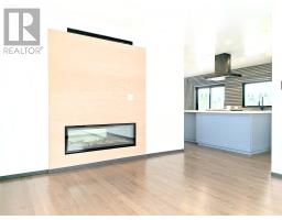 3 Edwards Lane thumbnail 14