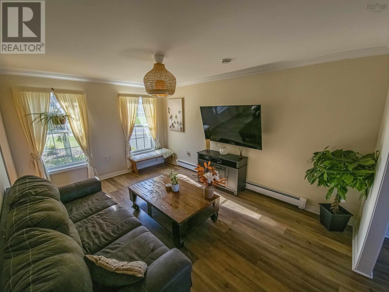 320 MOUNTAIN ROAD, NEW GLASGOW , N.S. - 18