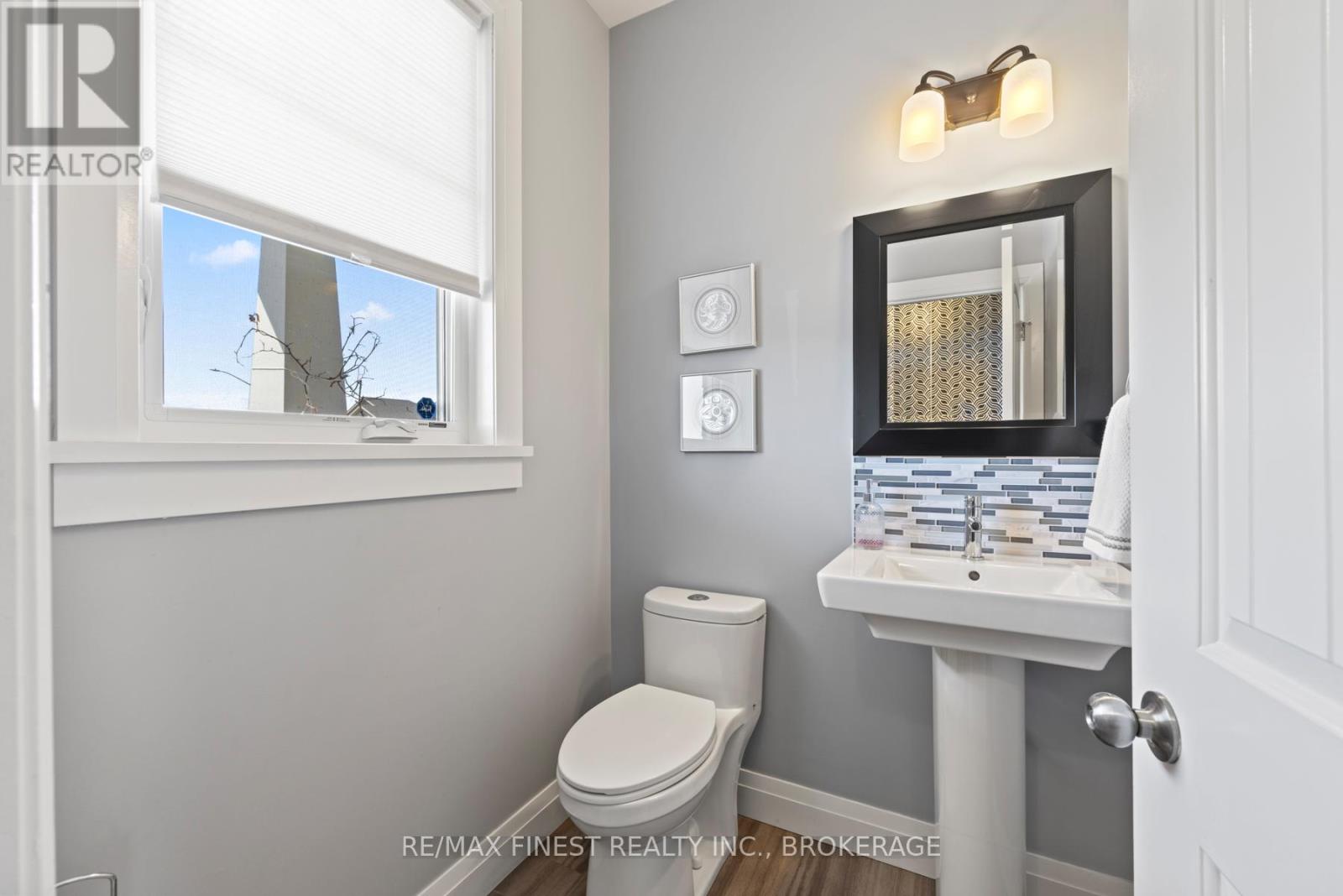 157 ISLANDVIEW DRIVE — photo 10